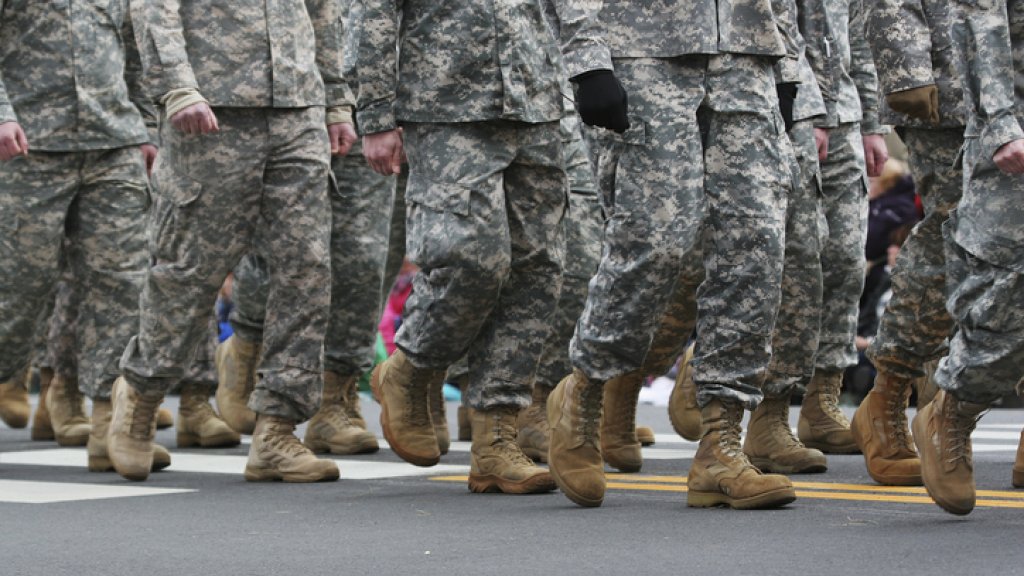 HIV-Diskriminierung bei US-Militär verboten // © flySnow