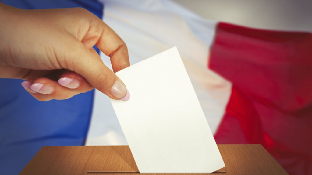 Rechtsextreme Le Pen droht Deutschland // © narvikk 
