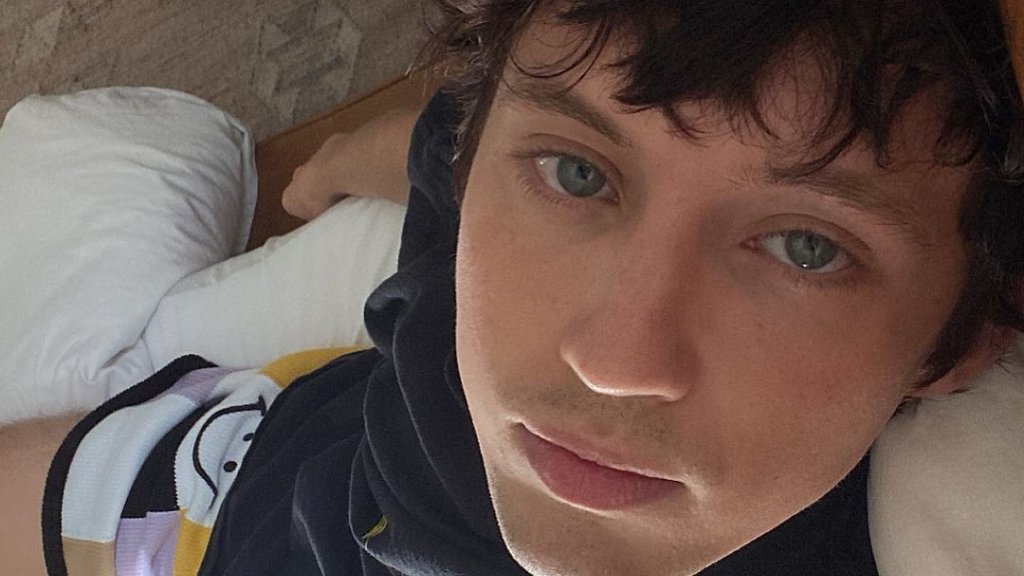 Troye Sivan wird Botschafter für Kosmetik-Marke YSL Beauty
