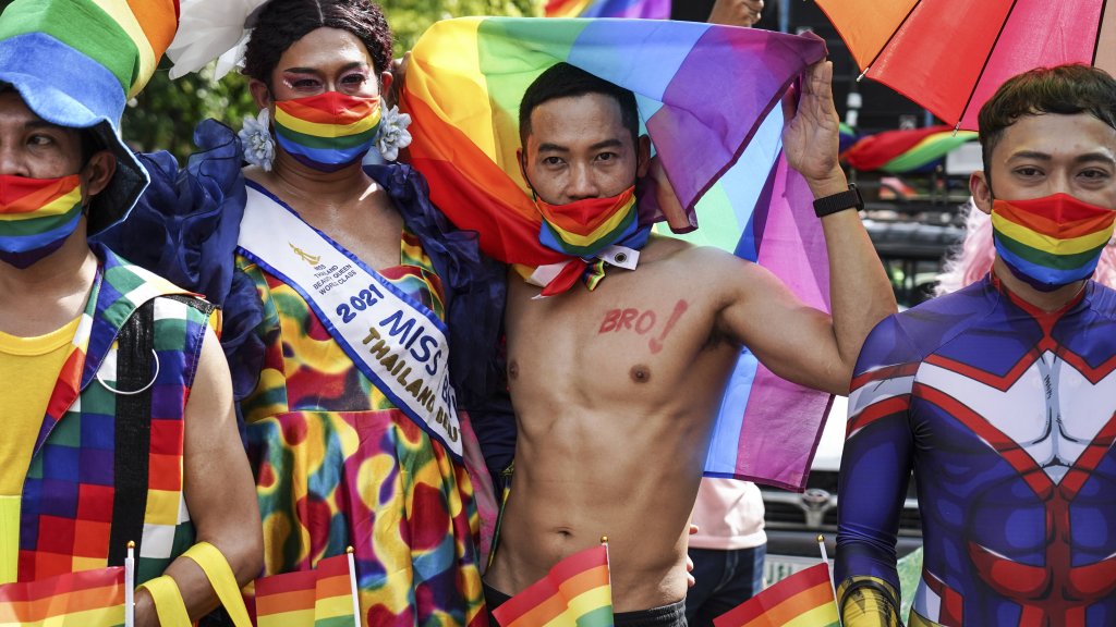 Thailand: Erster Pride nach 16 Jahren