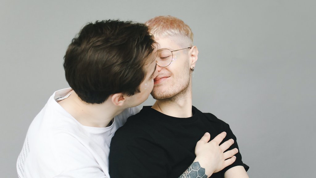 Die richtige Partnersuche auf Gay-Dating-Seiten // © Polina Tankilevitch/Pexels