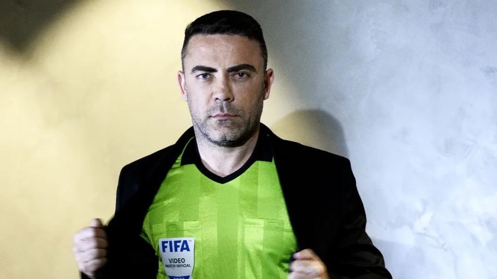 Offen schwuler Schiedsrichter über LGBTI* in Fußball-Szene
