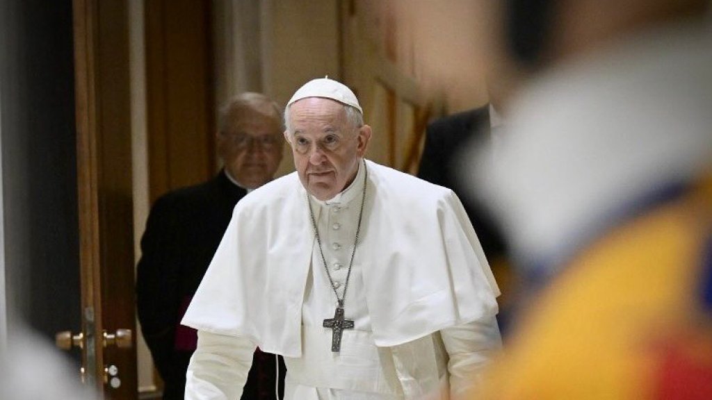 Papst empfängt weitere Gruppe von trans* Gläubigen
