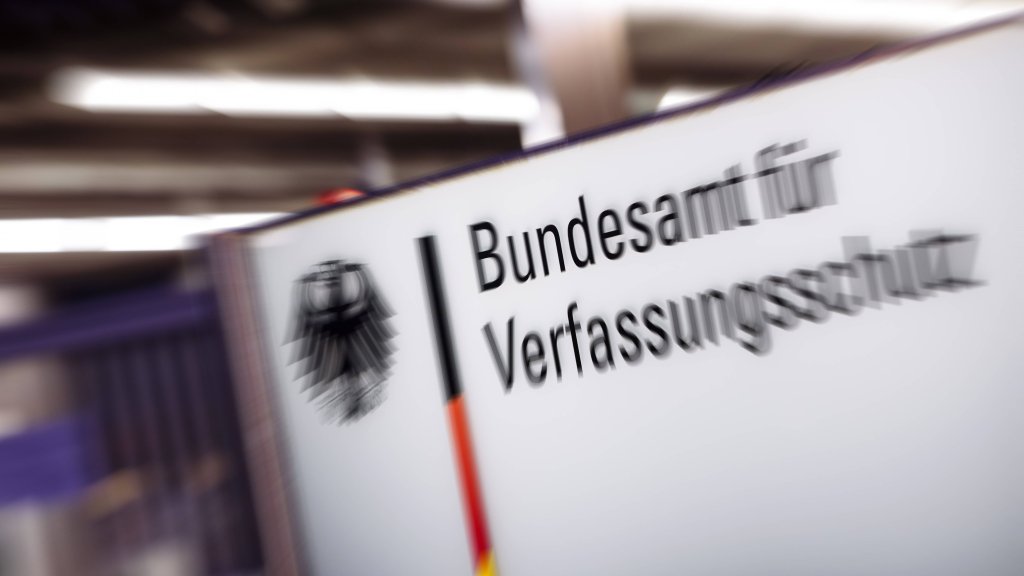 AfD stärkt ihr rechtextremes und homophobes Profil 