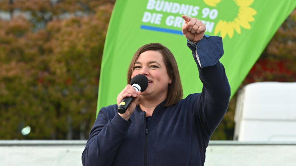 Hamburgs zweite Bürgermeisterin will mehr Bürgernähe 