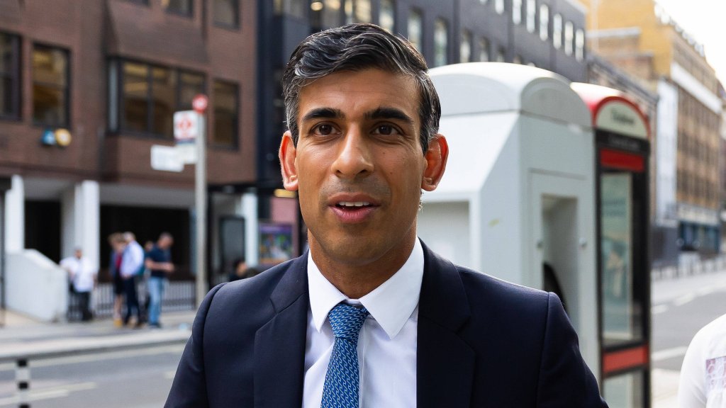 Rishi Sunak will britische Frauen vor der “Auslöschung“ schützen