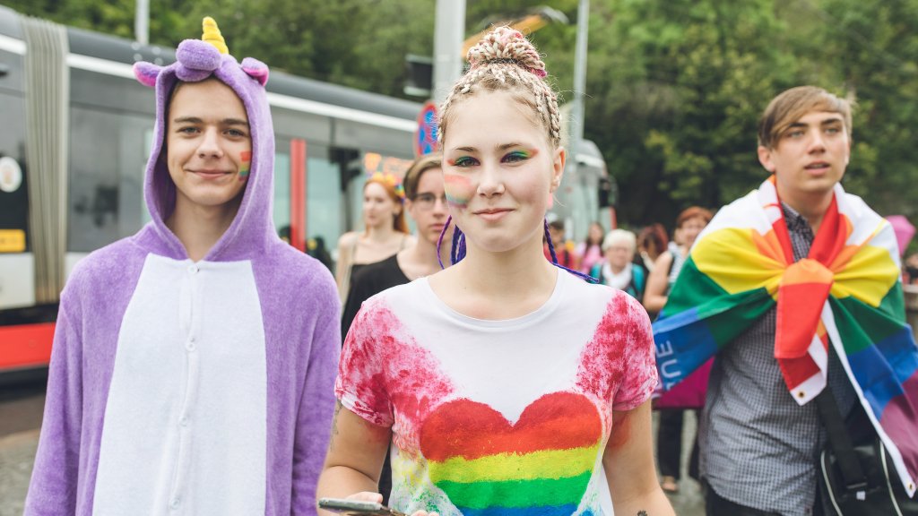 Wann wird aktiv mehr für junge Homosexuelle und Queers getan?
