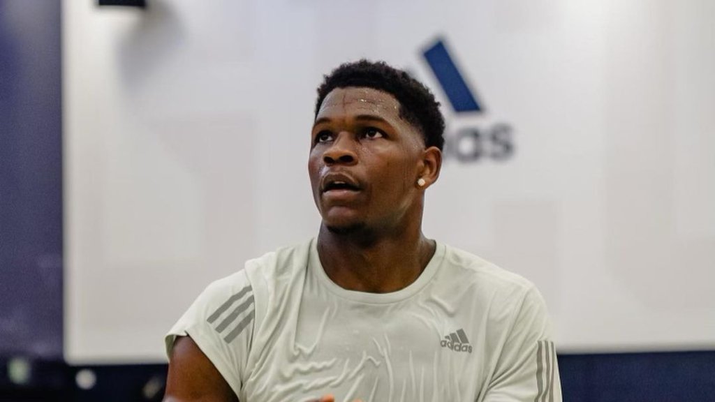 Basketballer entschuldigt sich für Schwulenfeindlichkeiten