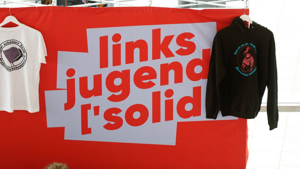 Linke: Suck My Dick!