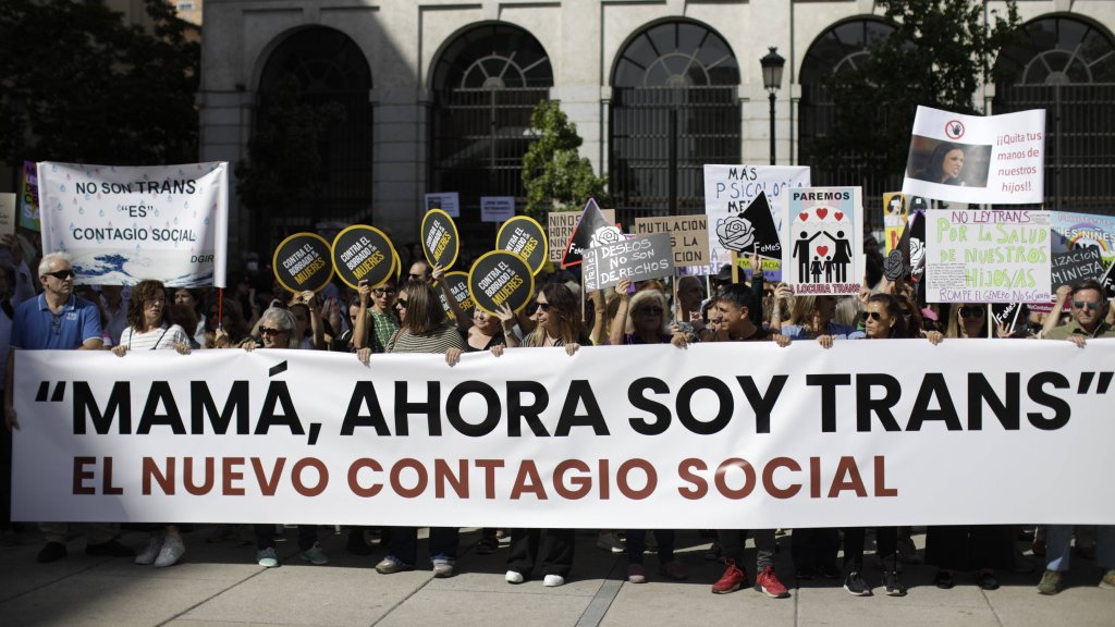 Kritik an Spaniens Transgesetz