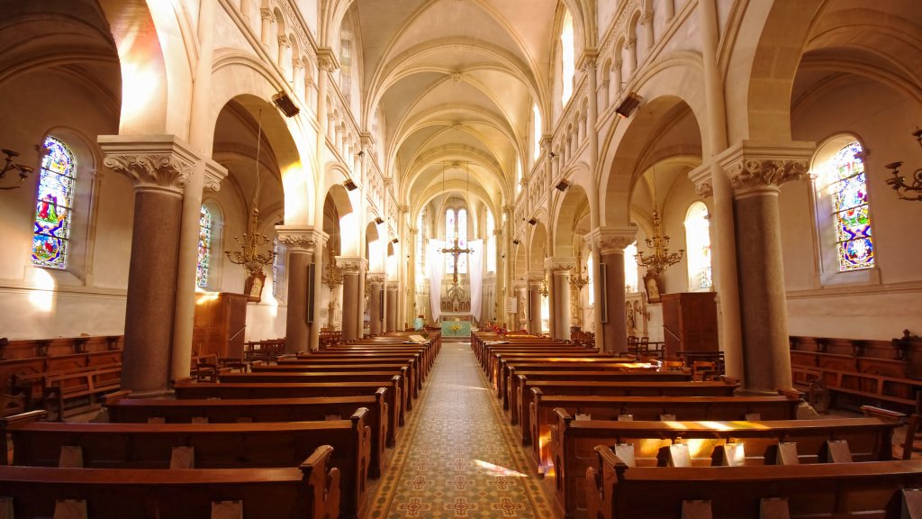 Bedeutungslose Kirchen?