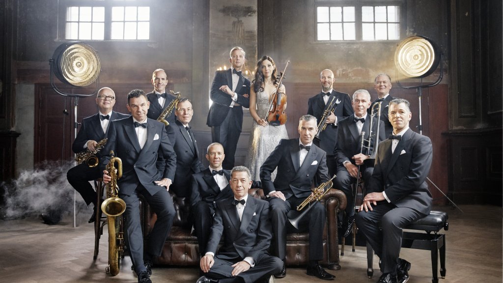 Max Raabe & das Palast Orchester // © Gregor Hohenberg