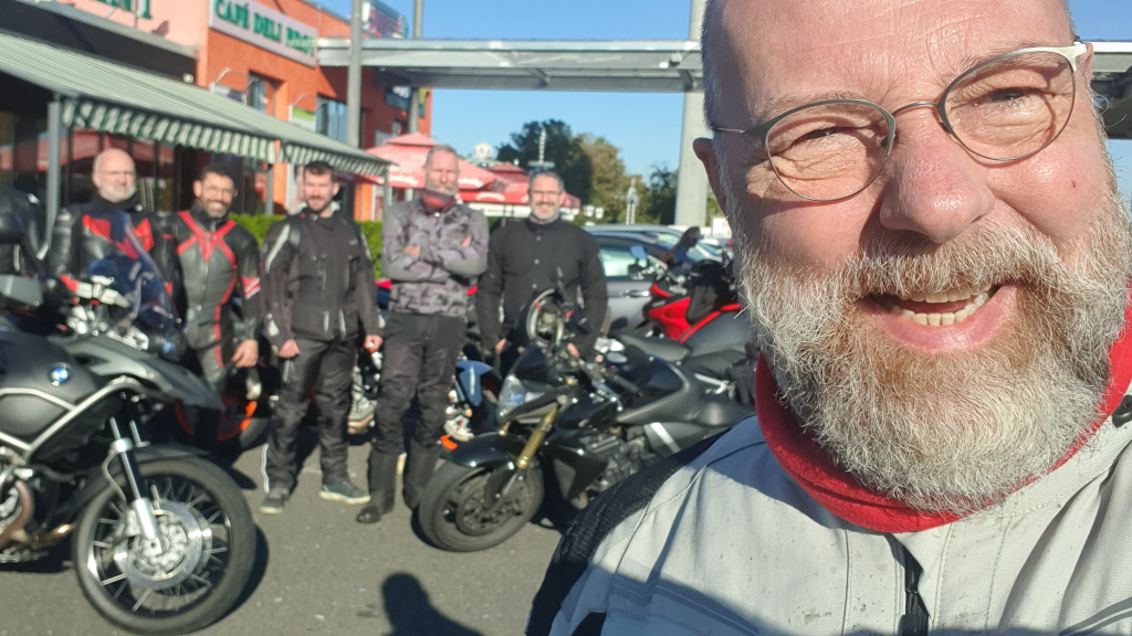 Stammtisch für schwule Motoradfahrer