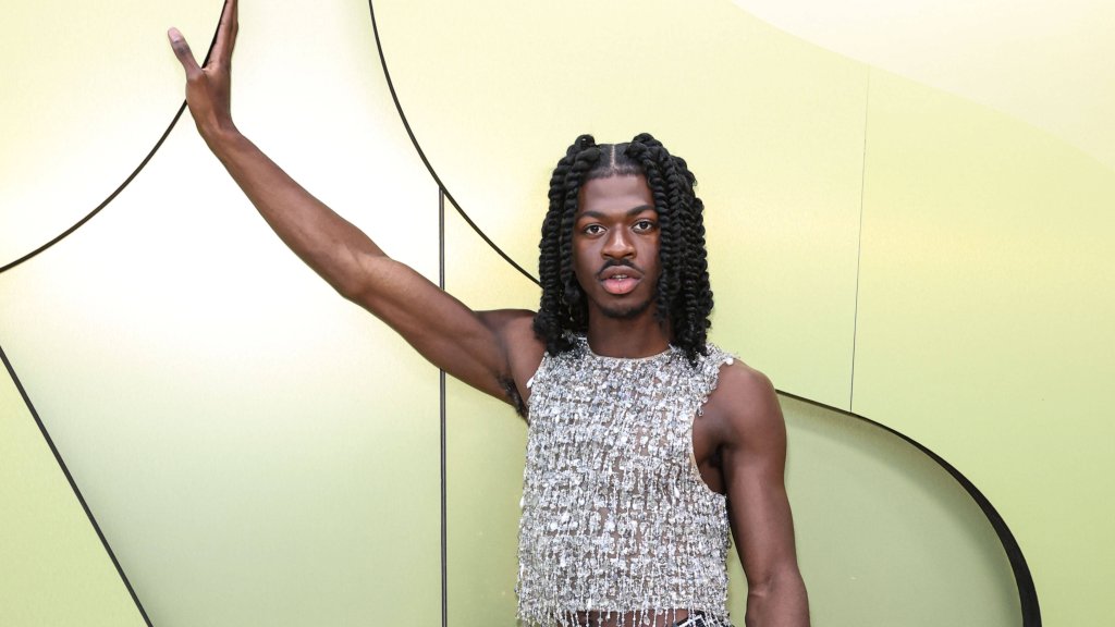 Internet-Troll bezeichnet Lil Nas X als „fake gay“