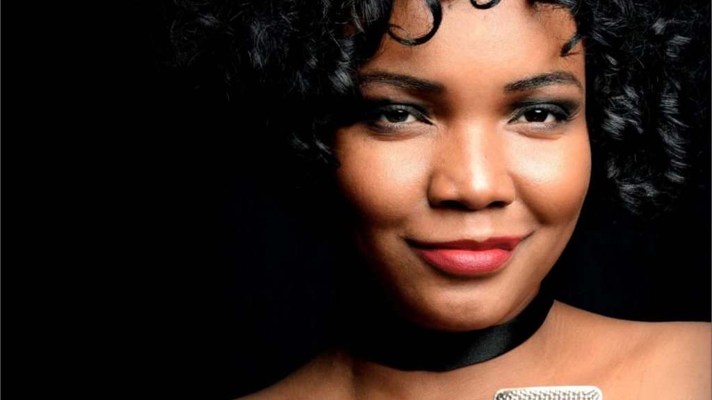 Nya King ist Whitney // © Paula Swann