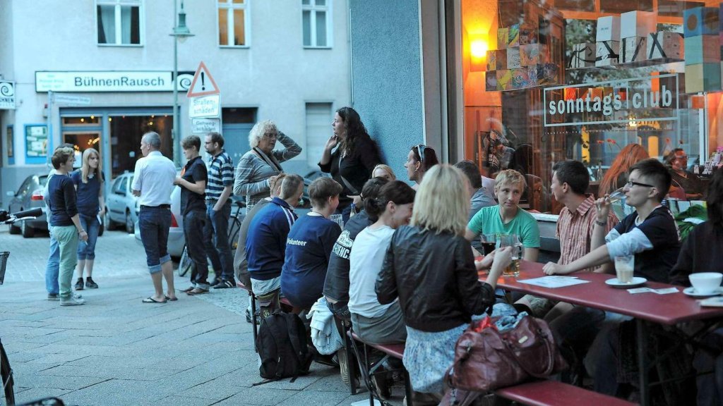 Ausstellung zum Sonntags-Club