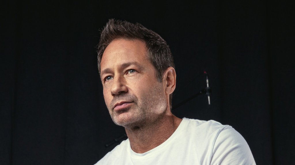 Fox Mulder singt 