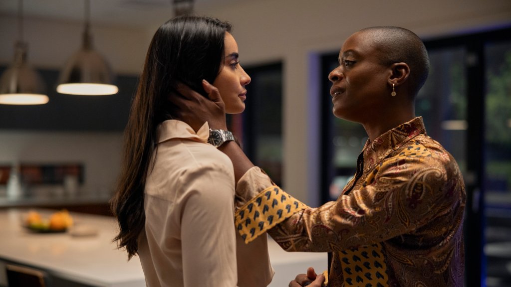 LGBTI*-Familie in Flanagans „The Fall of the House of Usher“