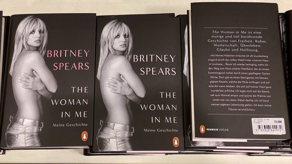 Britney Spears’ Autobiografie über Familienstreitigkeiten, Liebesbeziehungen und schwierige Momente
