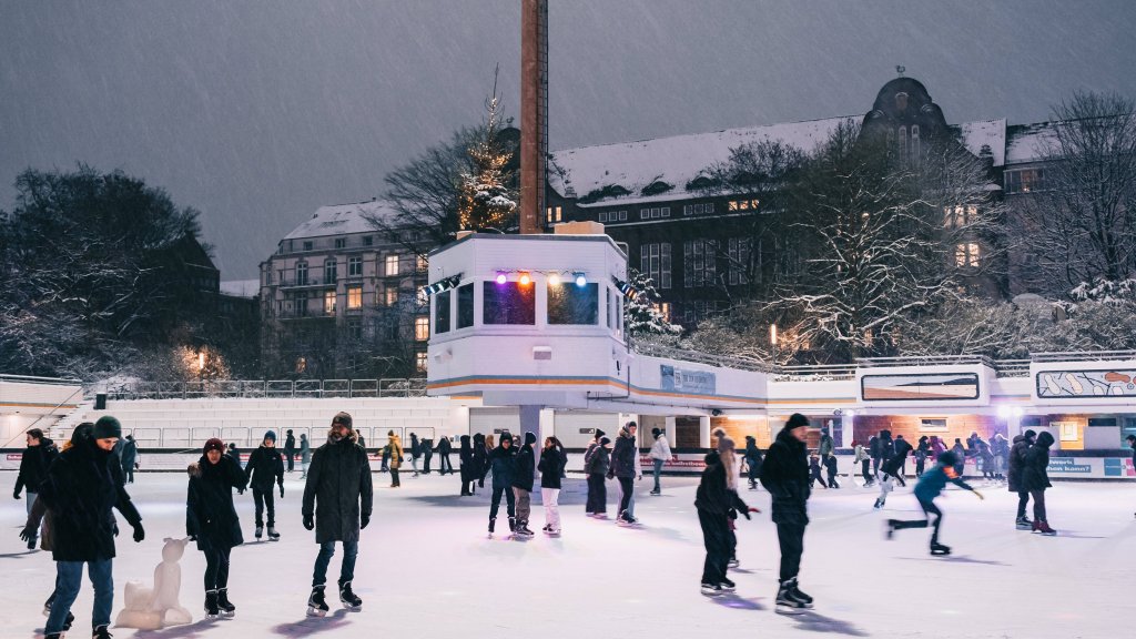 Winterfreuden auf der Eisarena