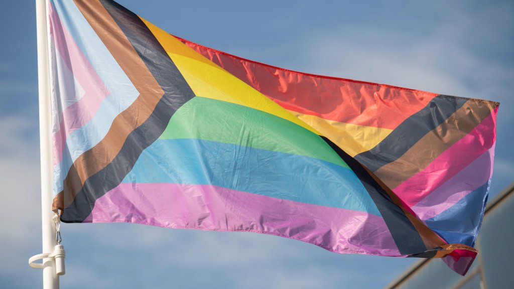 Streit um neue Pride-Flagge