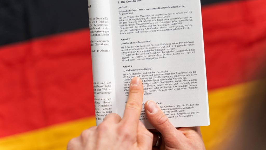 Vorstoß zum Grundgesetz
