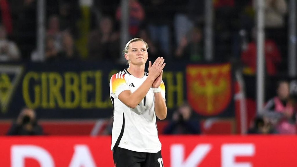 © instagram.com/dfb_frauenteam