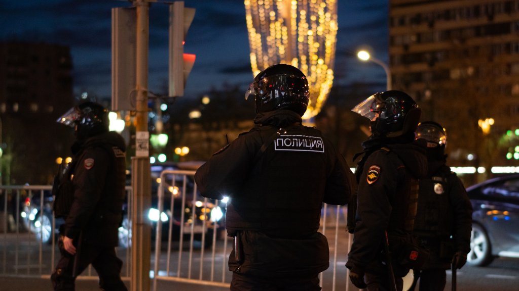 Neue Razzien in Moskau