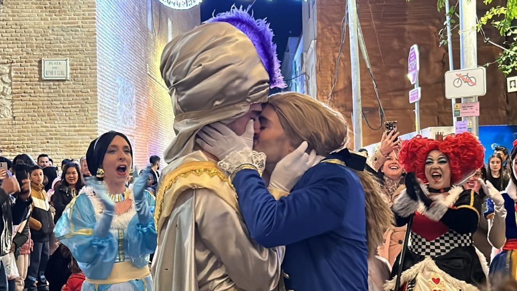 Schwule Märchen-Hochzeit