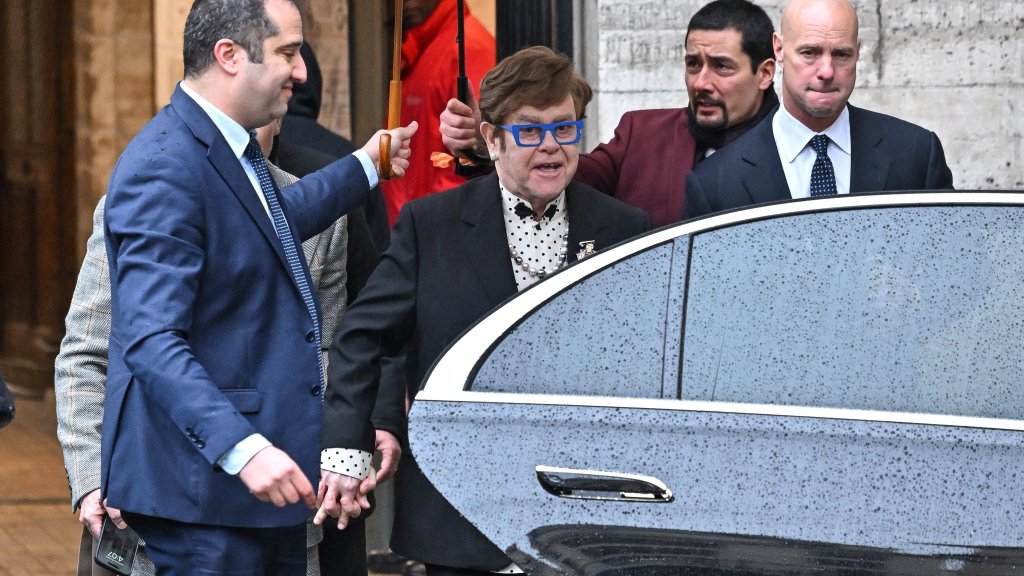 Neues Album von Elton John