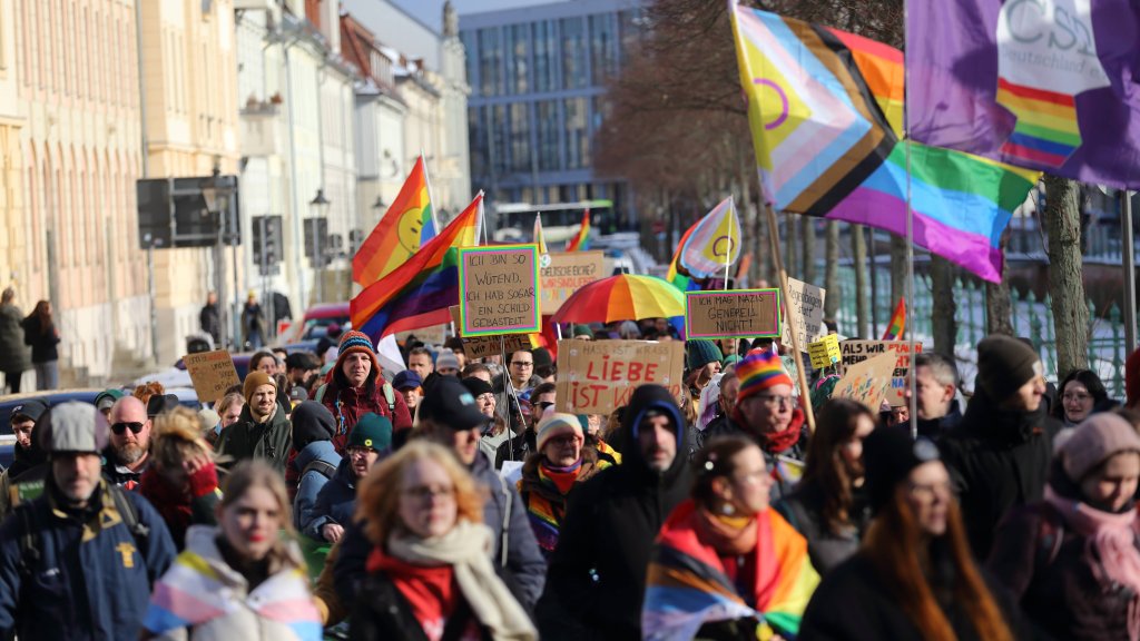 Demonstrationen in 50 Städten