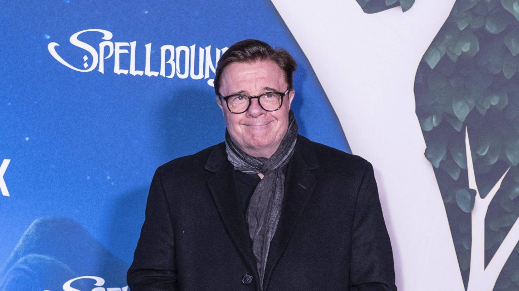 Ein ernstes Wort von Nathan Lane