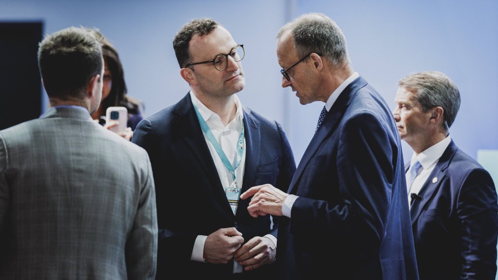 Jens Spahn vor historischem Schritt: Erster offen schwuler Fraktionschef der Union? © photothek