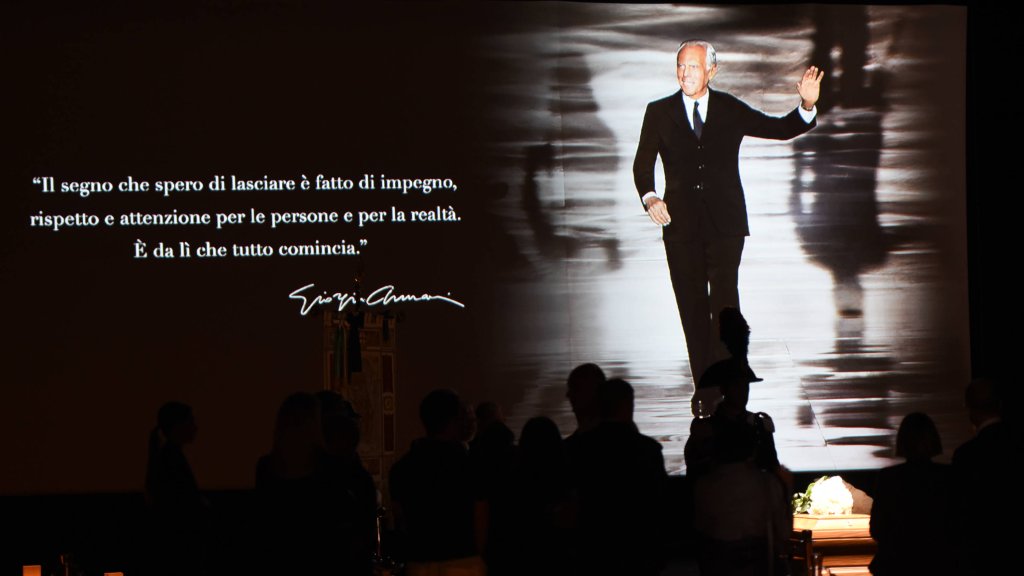 Trauer um Giorgio Armani