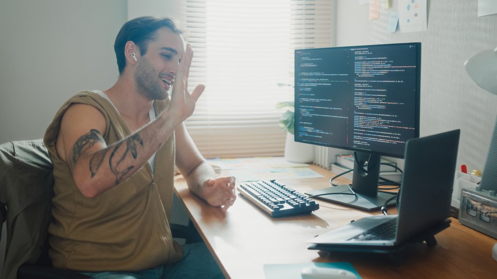 Digitale Sicherheit für die LGBTQ+ Community im Alltag // © MTStock Studio