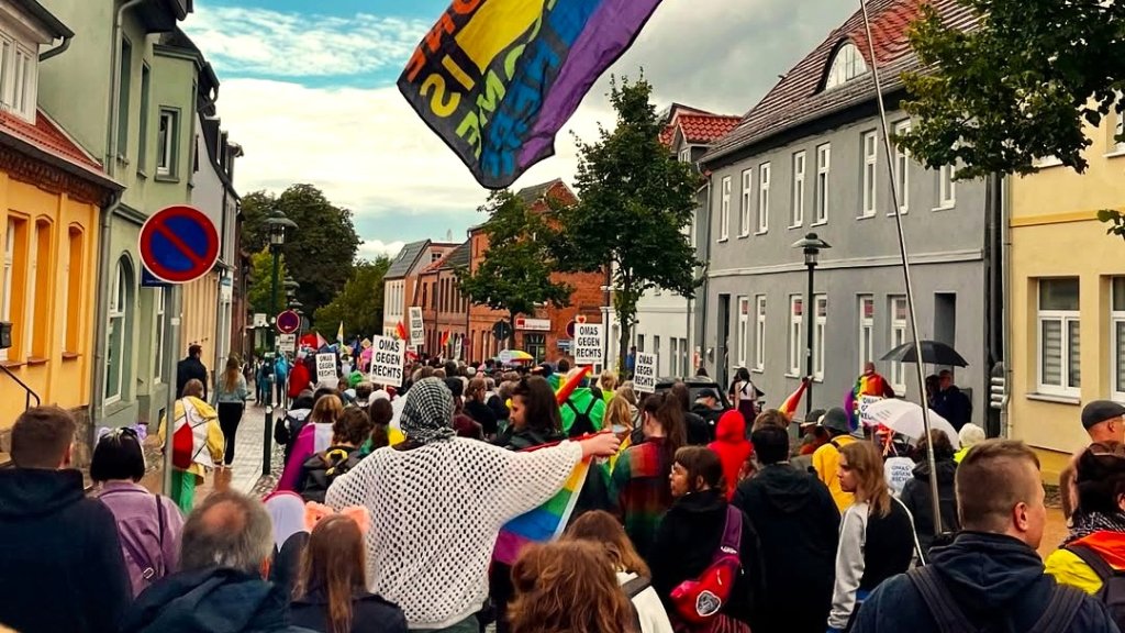 Aufmarsch von Rechtsextremisten