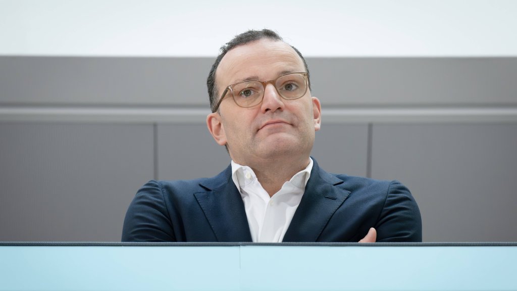Jens Spahn verteidigt Merz