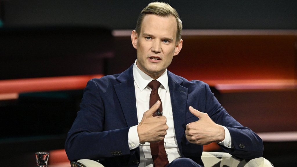 Hendrik Streeck: Drogenbeauftragter kritisiert teure Therapien im Alter