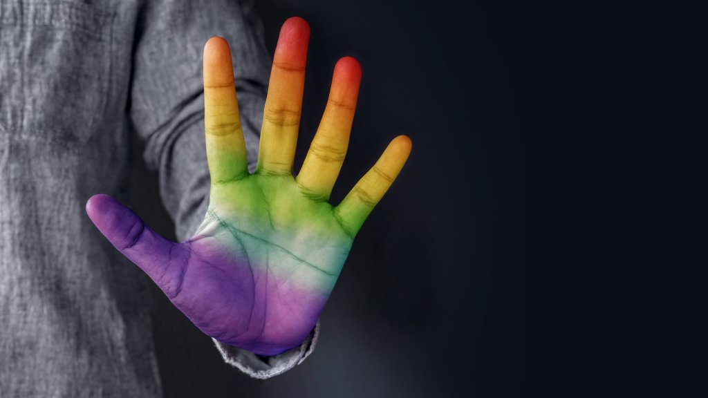 Gericht verurteilt Hotel in Brasília wegen Homophobie