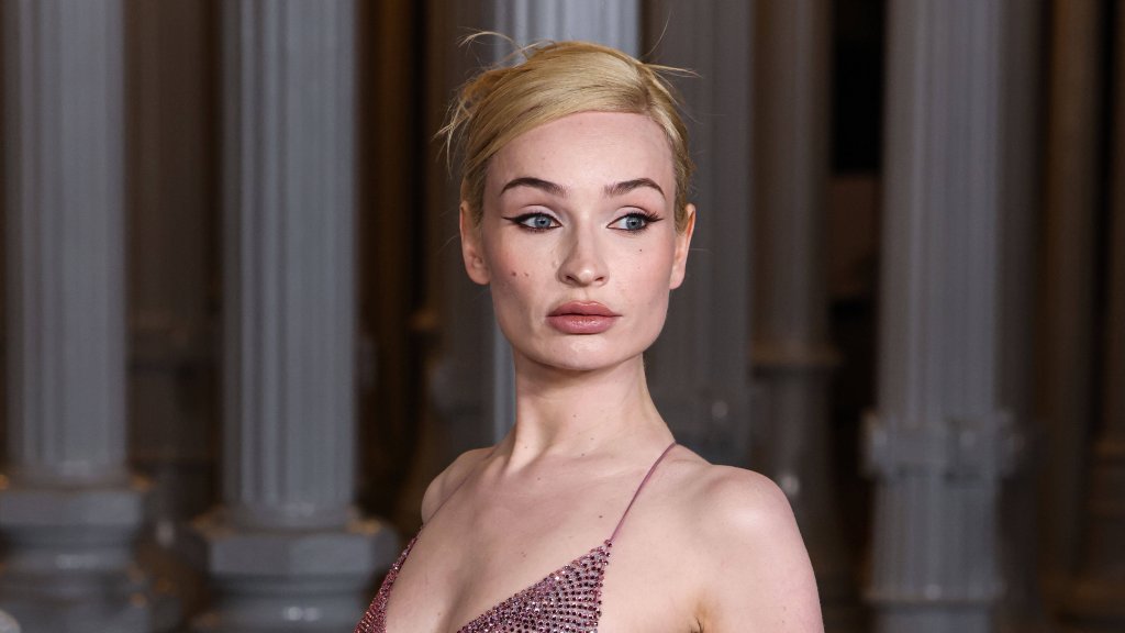 Kim Petras fordert Vertragsauflösung 