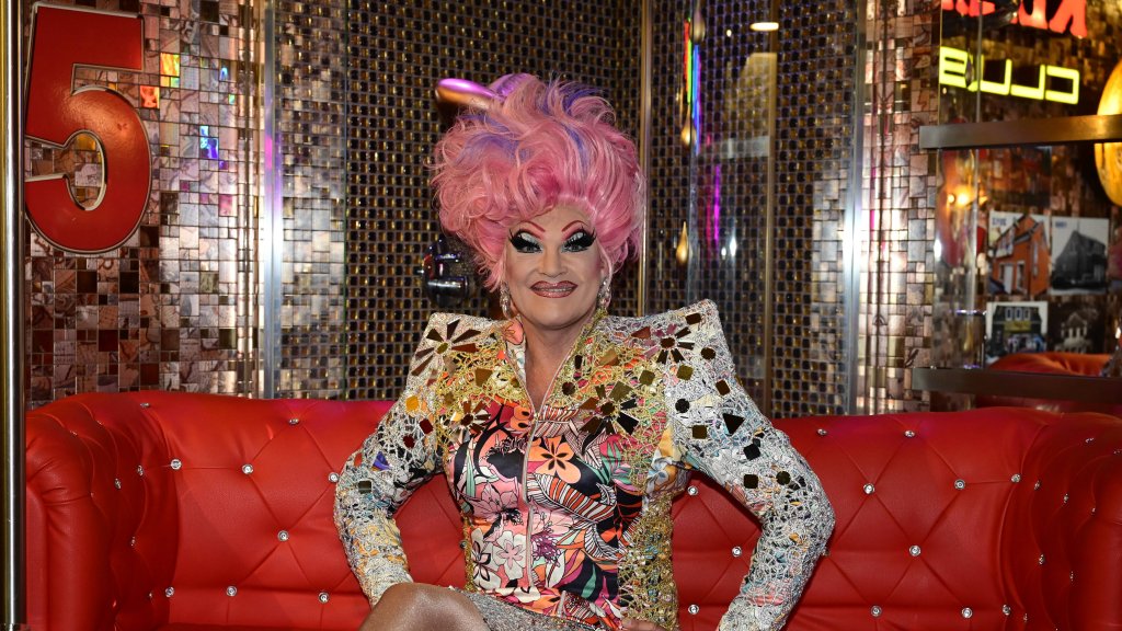 Extremkälte stoppt Kult-Kieztour mit Drag-Queen Olivia Jones