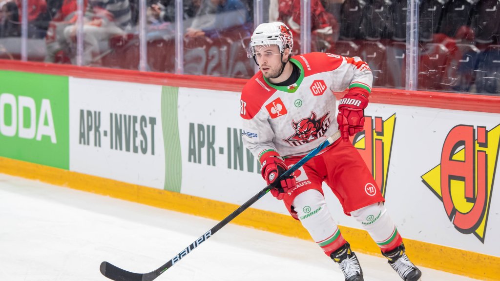 Kritik von Zach Sullivan