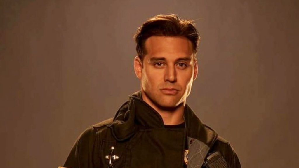 Ryan Guzman deutet Romanze in neuer Staffel bei „9-1-1“ an