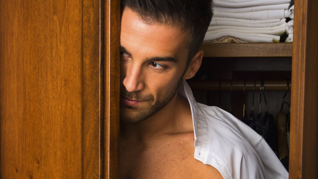 Zurück in den Schrank?
