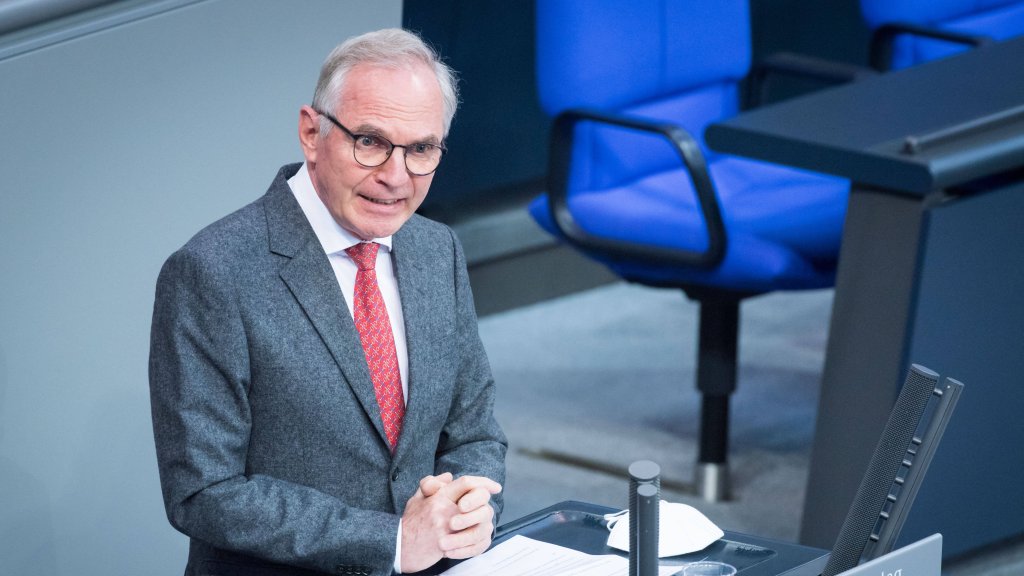 Prozessstart: Ex-FDPler und Lehrerin in Missbrauchsverfahren