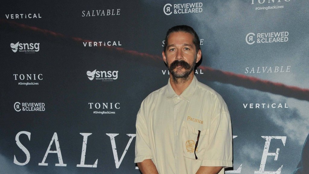 Shia LaBeouf sorgt für Heiterkeit 