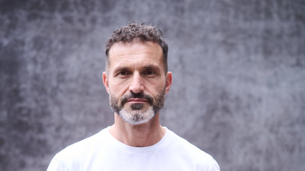Alfonso Pantisano gewinnt Diakonie-Journalistenpreis 2026