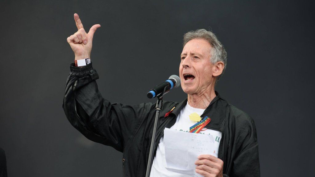 Kritik von Peter Tatchell 