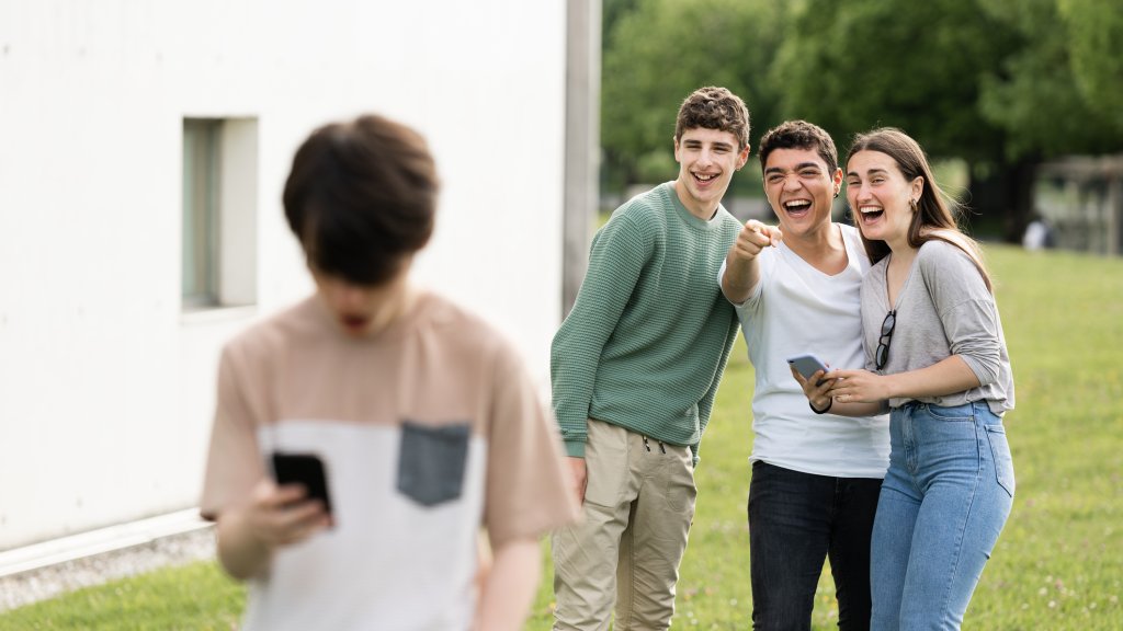 Kein Schutz für queere Schüler