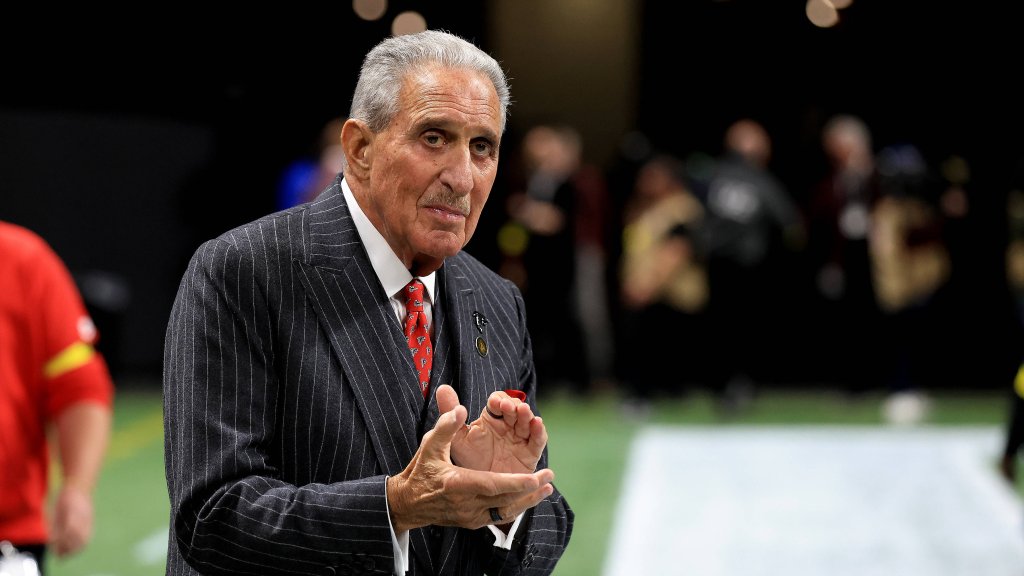 Arthur Blank spendet eine Million Dollar an LGBTIQ+